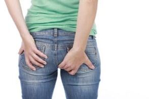 Uzkian azkura gorputzean parasitoen presentzia seinalea da